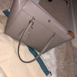 Tory Burch Dust Storm/Cardamom Large Parker Tote